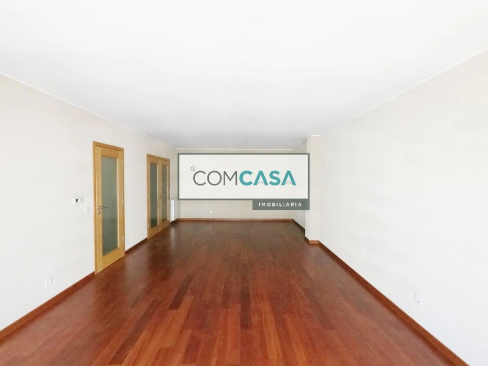 Apartamento T3 para Venda em Ramalde Foto 1