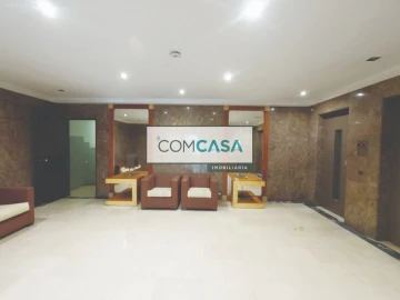 Apartamento T3 para Venda em Lordelo do Ouro e Massarelos