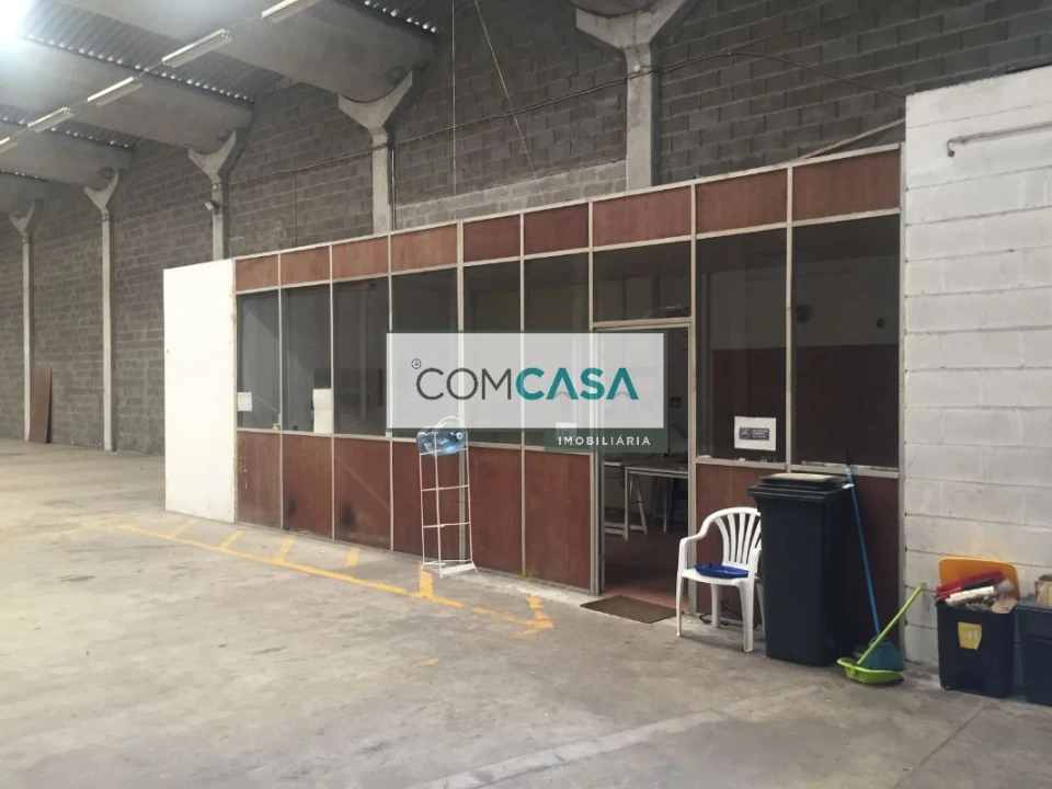 Loja para Arrendamento em Cidade da Maia Foto 3