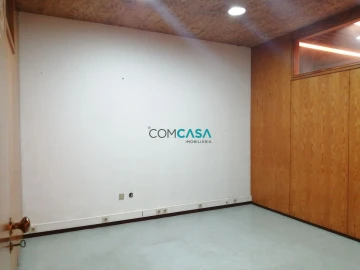 Loja para Arrendamento em Ramalde