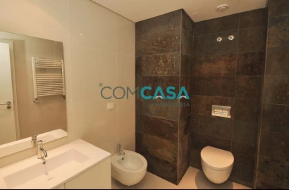 Apartamento T4 para Venda em Ramalde
