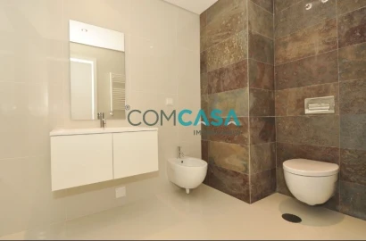 Apartamento T4 para Venda em Ramalde