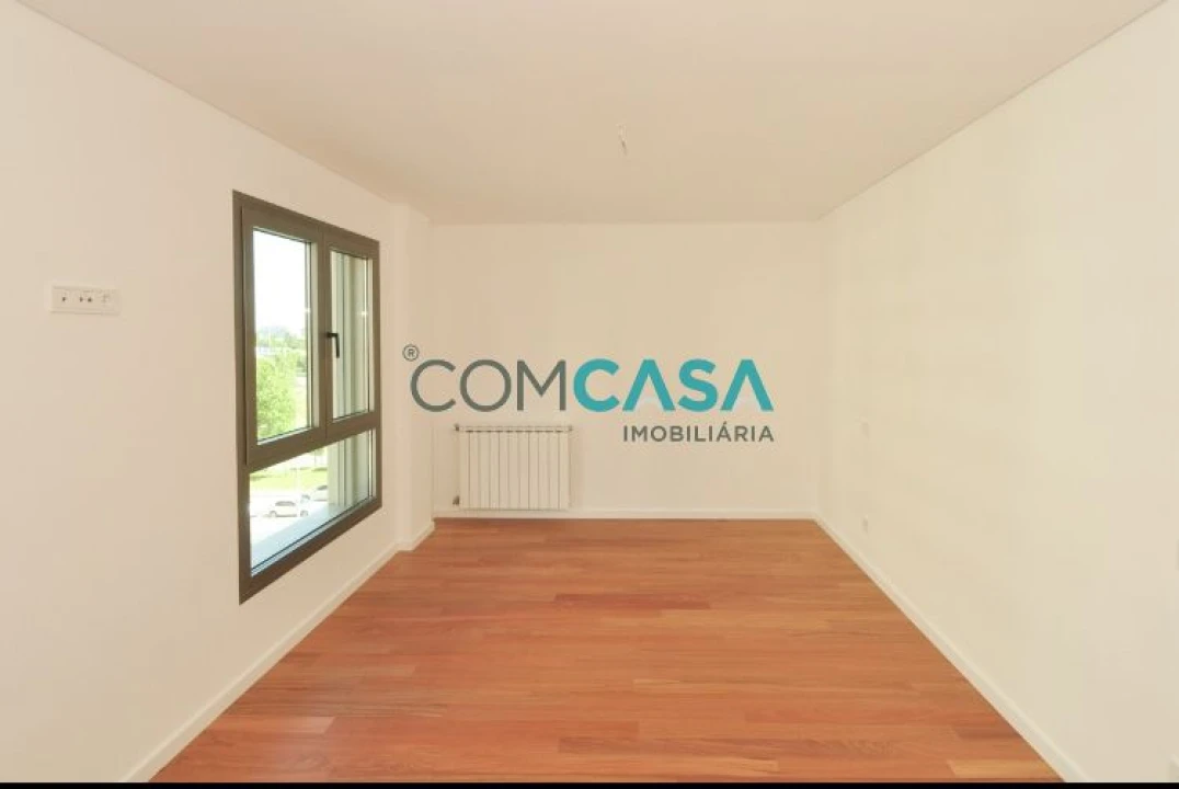 Apartamento T4 para Venda em Ramalde Foto 21