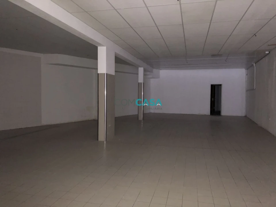 Loja para Arrendamento em Matosinhos e Leça da Palmeira Foto 2