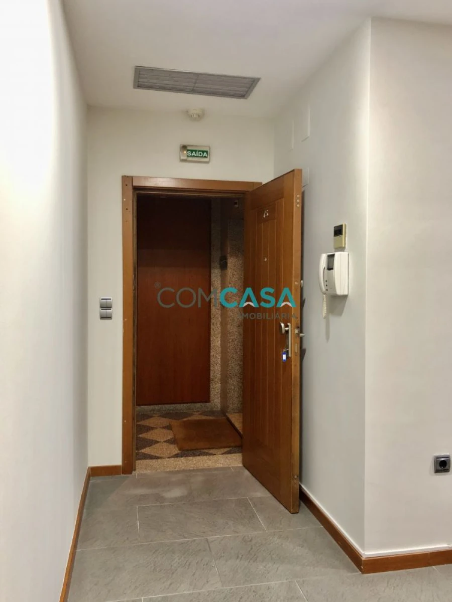 Loja para Arrendamento em Matosinhos e Leça da Palmeira Foto 10