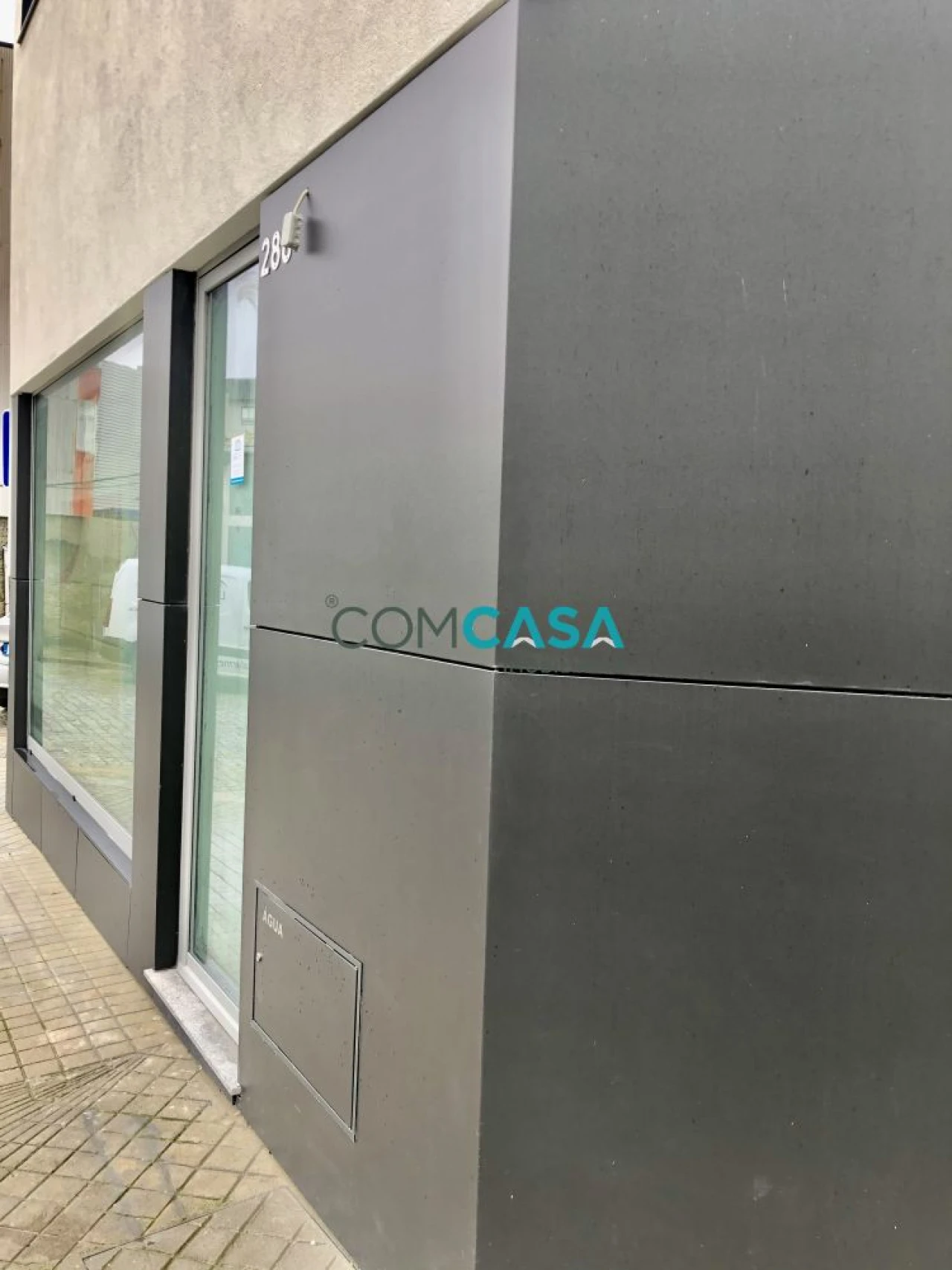 Loja para Venda em Matosinhos e Leça da Palmeira Foto 1