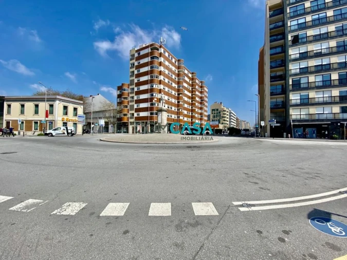 Loja para Arrendamento em Matosinhos e Leça da Palmeira Foto 18