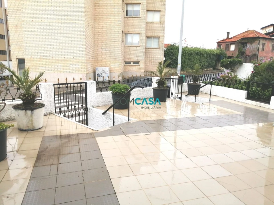 Loja para Arrendamento em Matosinhos e Leça da Palmeira Foto 3