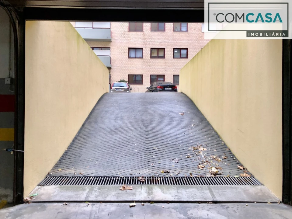 Garagem para Arrendamento em Matosinhos e Leça da Palmeira Foto 4
