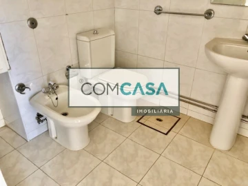 Apartamento T4 para Venda em Ramalde