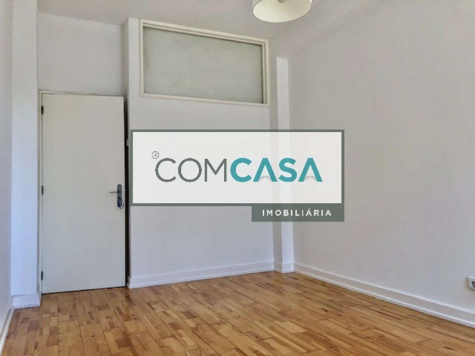 Apartamento T4 para Venda em Ramalde Foto 20
