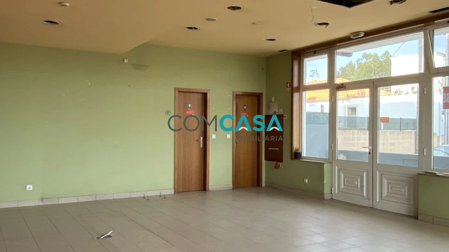 Loja para Arrendamento em Perafita, Lavra e Santa Cruz do Bispo