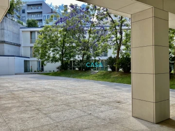 Apartamento T4 para Venda em Lordelo do Ouro e Massarelos