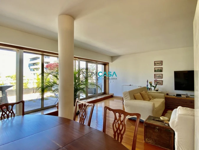 Apartamento T4 para Venda em Lordelo do Ouro e Massarelos Foto 5