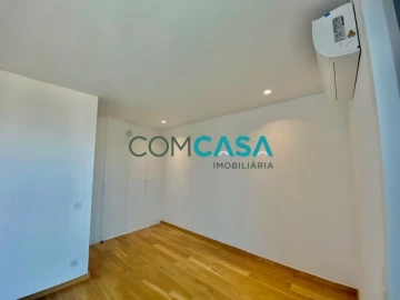 Apartamento T2 para Venda em Ramalde