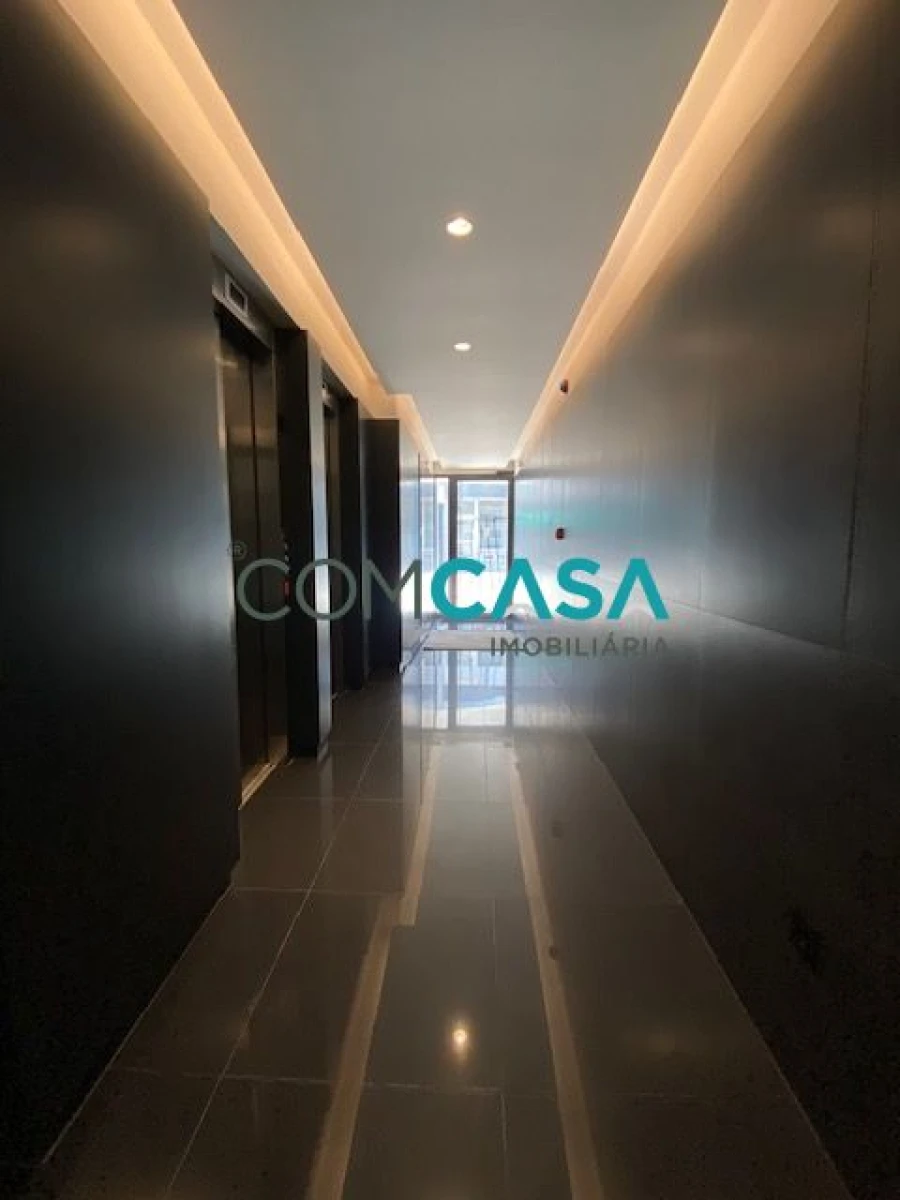 Apartamento T2 para Venda em Ramalde Foto 2