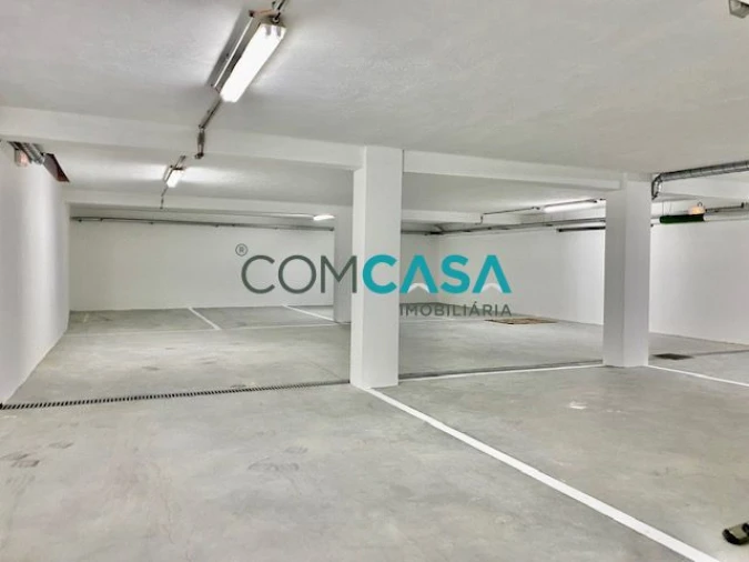 Apartamento T2 para Venda em Ramalde Foto 26