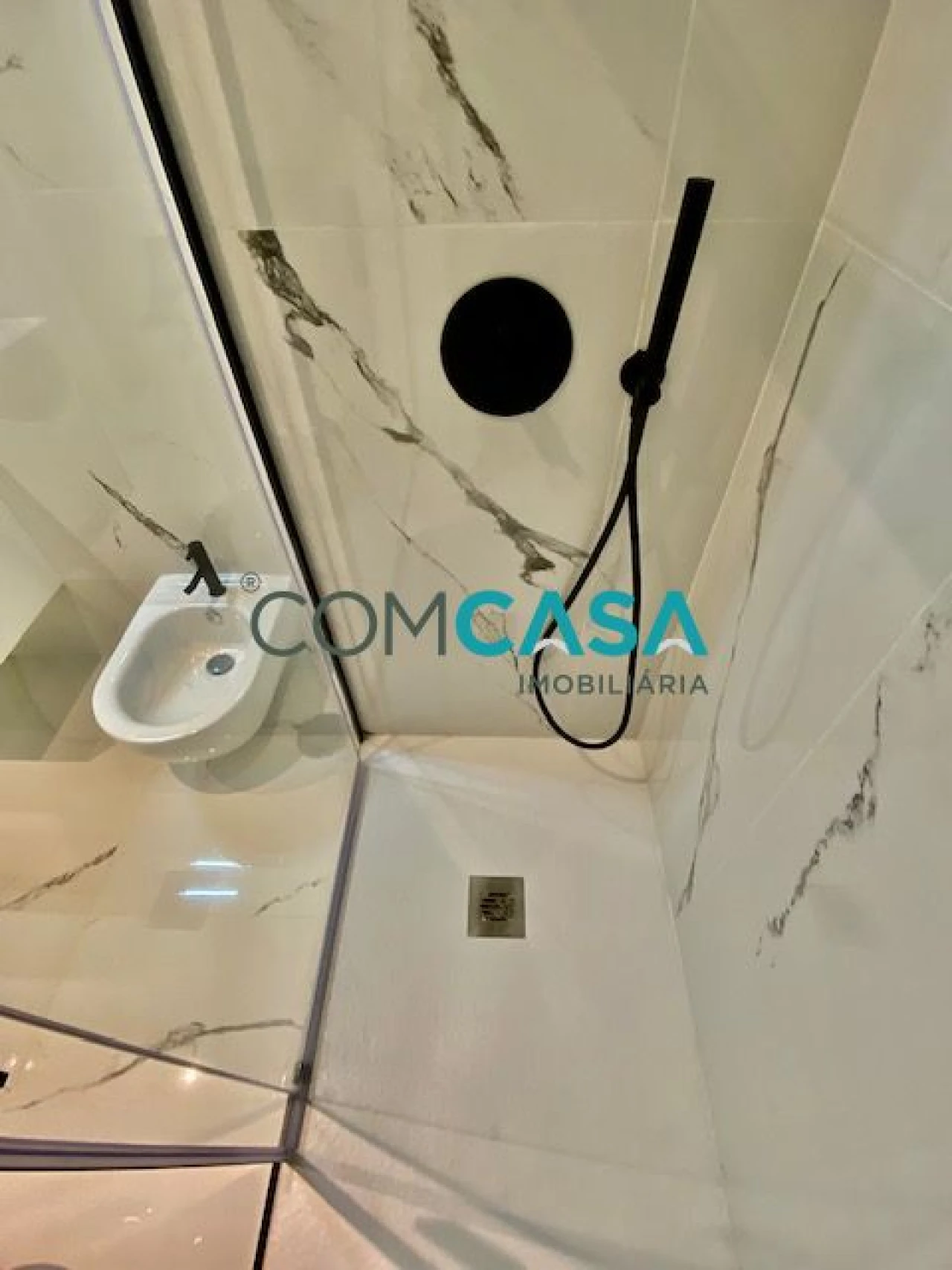 Apartamento T2 para Venda em Ramalde Foto 21