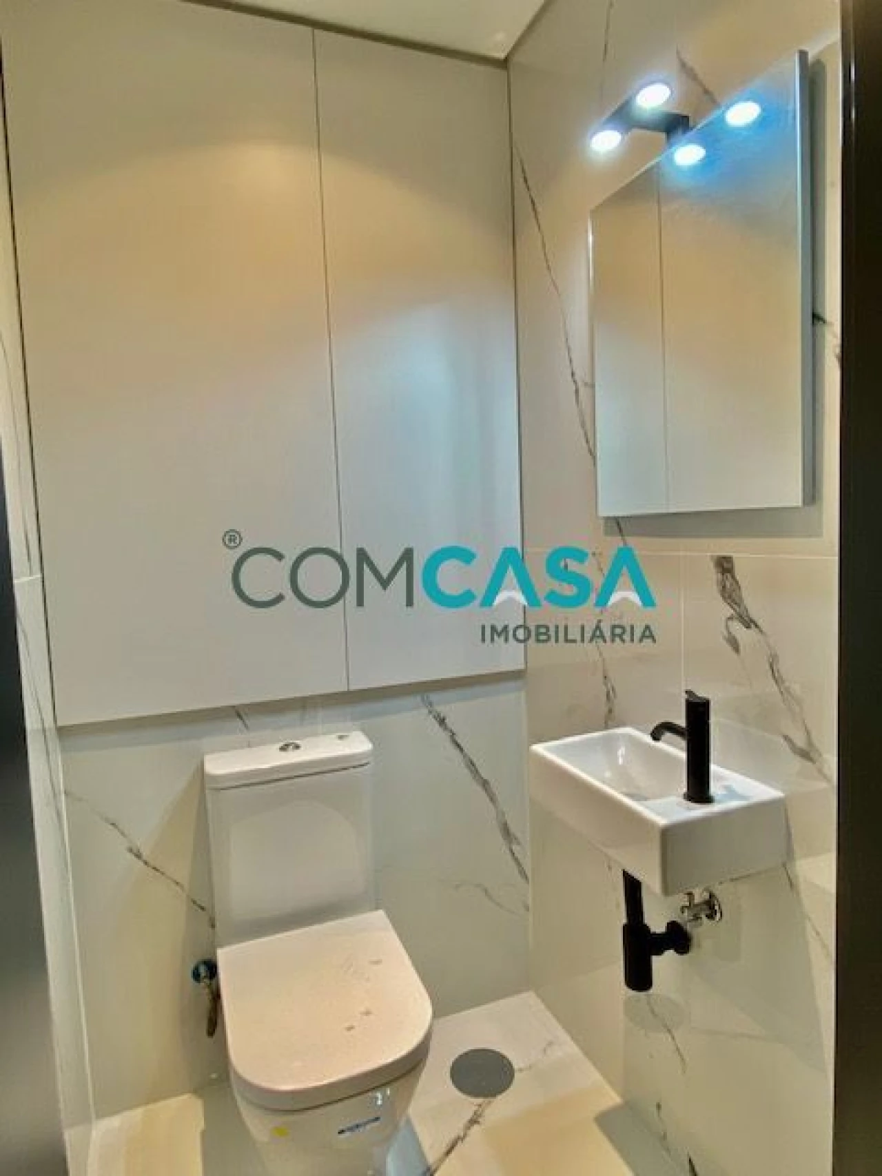Apartamento T1 para Venda em Ramalde Foto 7