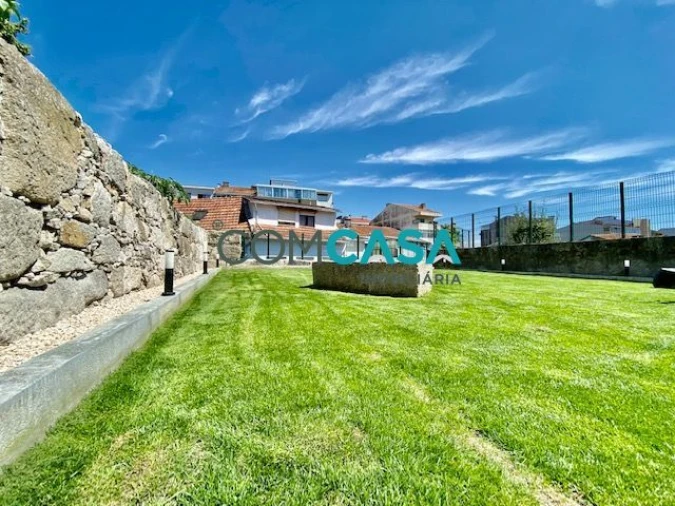 Apartamento T1 para Venda em Ramalde Foto 4