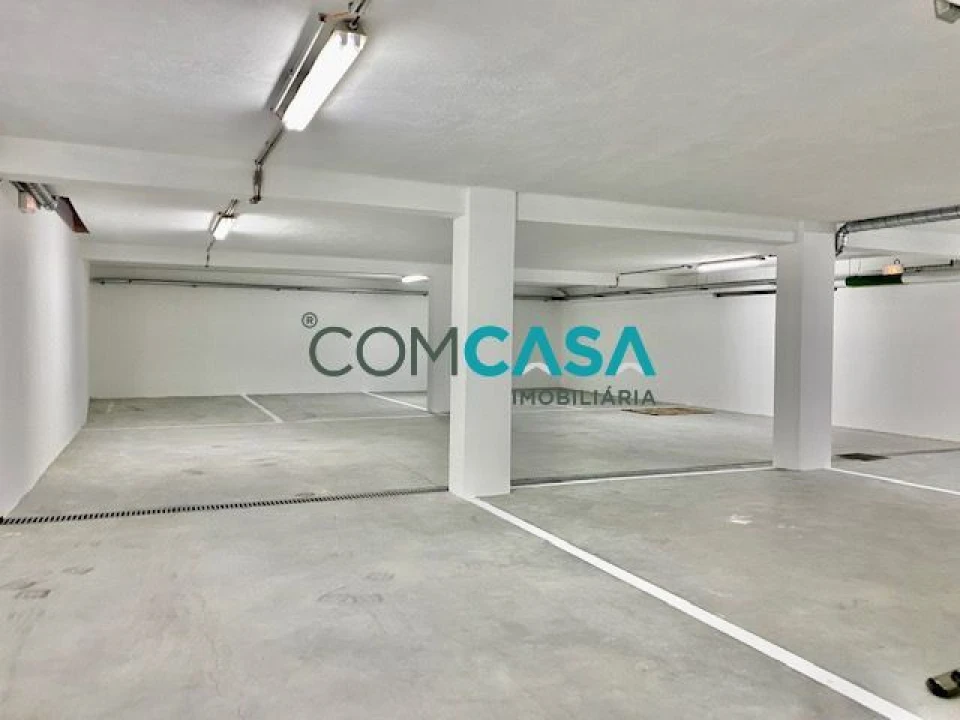 Apartamento T1 para Venda em Ramalde Foto 11