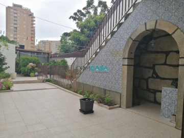 Moradia T6 para Venda em Cedofeita, Santo Ildefonso, Sé, Miragaia, São Nicolau e Vitória