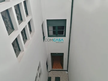 Moradia T6 para Venda em Cedofeita, Santo Ildefonso, Sé, Miragaia, São Nicolau e Vitória