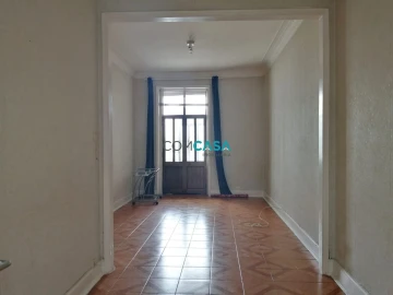 Moradia T6 para Venda em Cedofeita, Santo Ildefonso, Sé, Miragaia, São Nicolau e Vitória