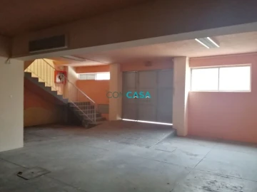 Loja para Venda em Campanhã