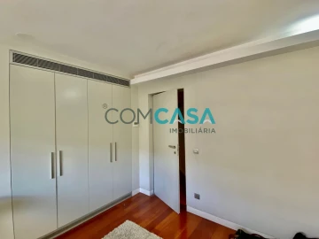 Moradia T4 para Venda em Penafiel