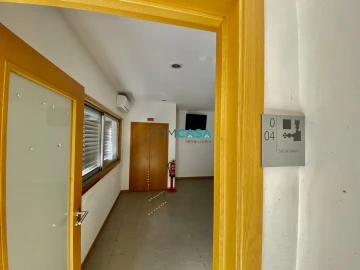 Loja para Arrendamento em Silvares, Pias, Nogueira e Alvarenga