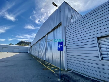 Loja para Arrendamento em Silvares, Pias, Nogueira e Alvarenga