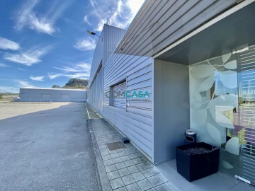 Loja para Arrendamento em Silvares, Pias, Nogueira e Alvarenga