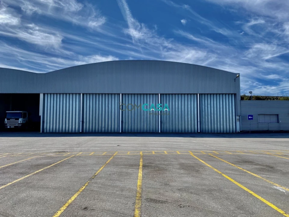 Loja para Arrendamento em Silvares, Pias, Nogueira e Alvarenga Foto 1