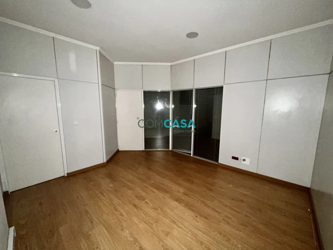 Loja para Arrendamento em Matosinhos e Leça da Palmeira Foto 7