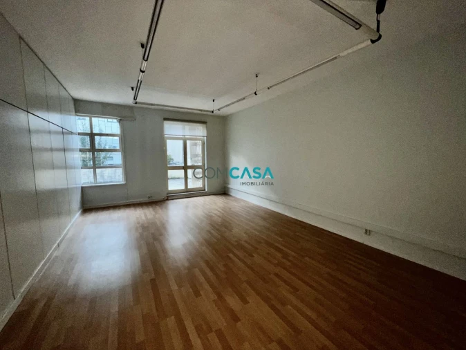 Loja para Arrendamento em Matosinhos e Leça da Palmeira Foto 8