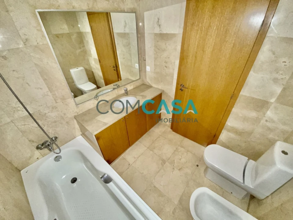 Apartamento T2 para Venda em Matosinhos e Leça da Palmeira Foto 13