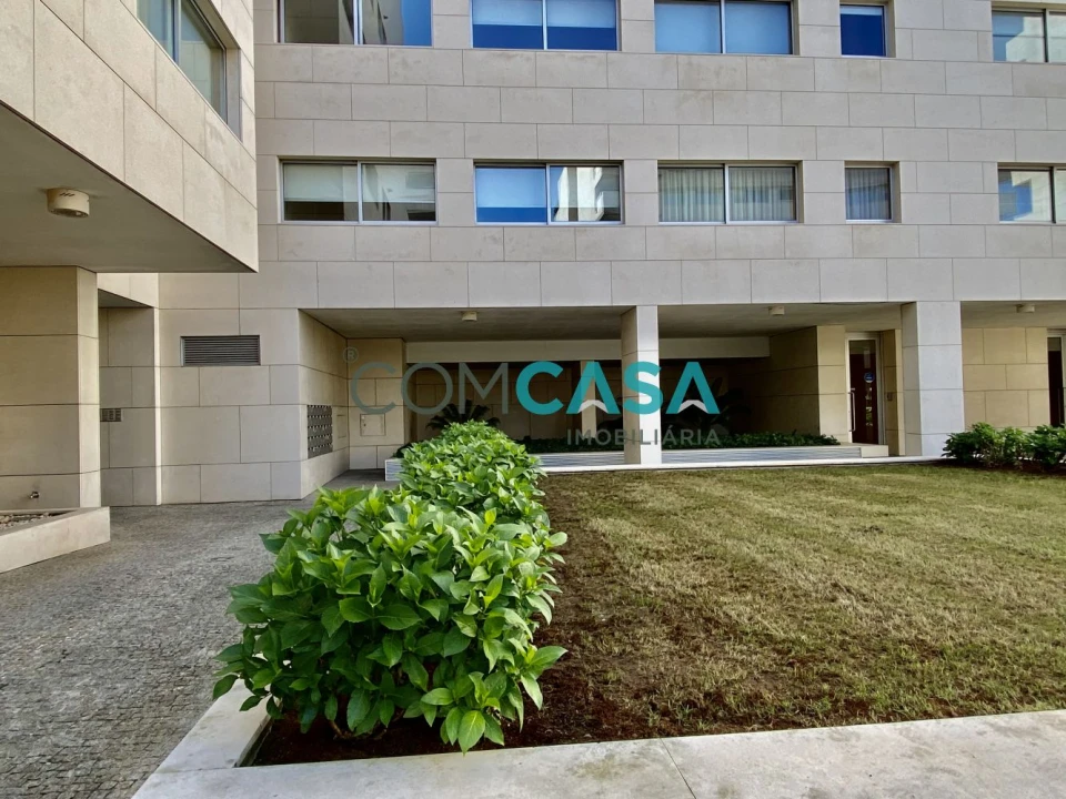 Apartamento T3 para Venda em São Mamede de Infesta e Senhora da Hora Foto 2