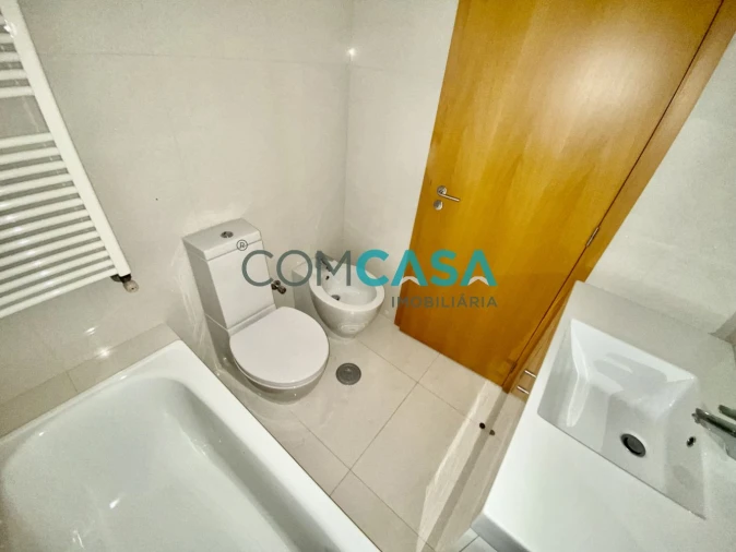 Apartamento T3 para Venda em São Mamede de Infesta e Senhora da Hora Foto 31