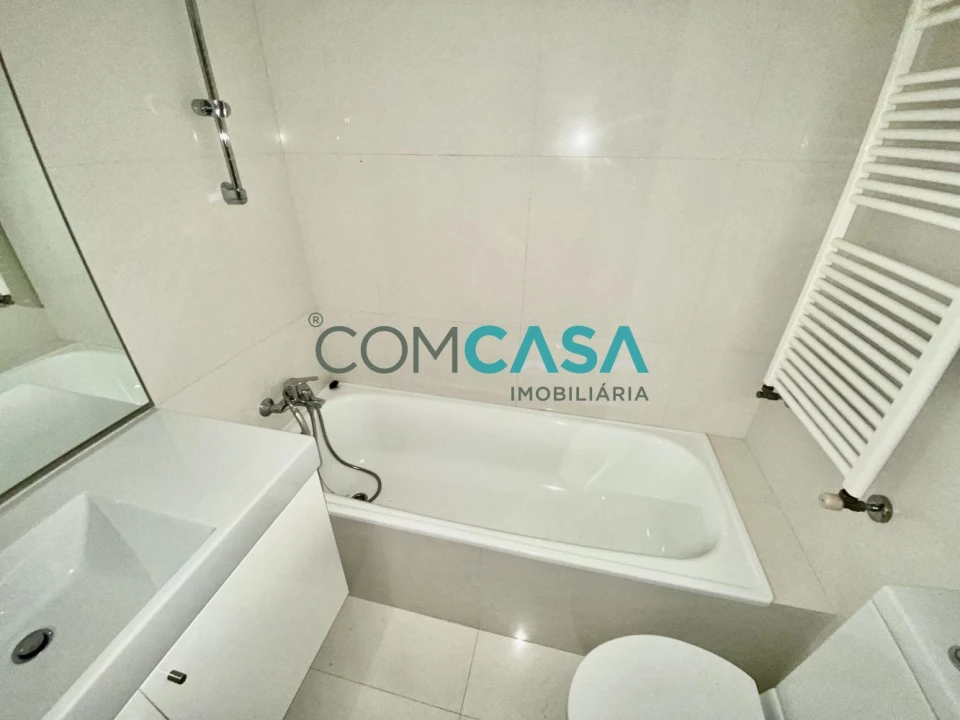 Apartamento T3 para Venda em São Mamede de Infesta e Senhora da Hora Foto 23