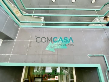 Loja para Venda em Baguim do Monte (Rio Tinto)