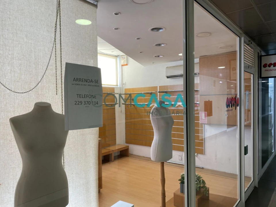 Loja para Venda em Baguim do Monte (Rio Tinto) Foto 25