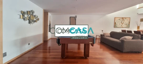 Moradia T4 para Venda em Gulpilhares e Valadares