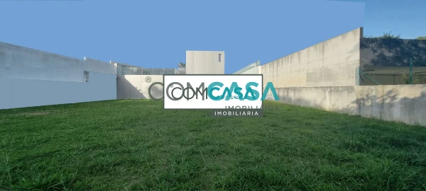 Moradia T4 para Venda em Gulpilhares e Valadares