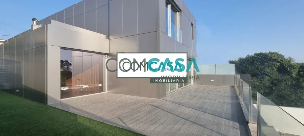 Moradia T4 para Venda em Gulpilhares e Valadares