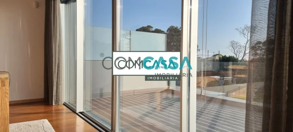 Moradia T4 para Venda em Gulpilhares e Valadares