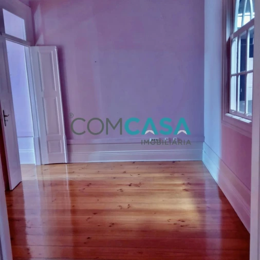 Loja para Arrendamento em Ramalde Foto 6