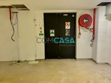 Loja para Arrendamento em São Mamede de Infesta e Senhora da Hora