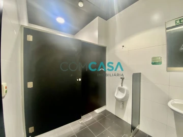 Loja para Arrendamento em São Mamede de Infesta e Senhora da Hora