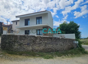 Moradia T2 para Venda em Carvalhais